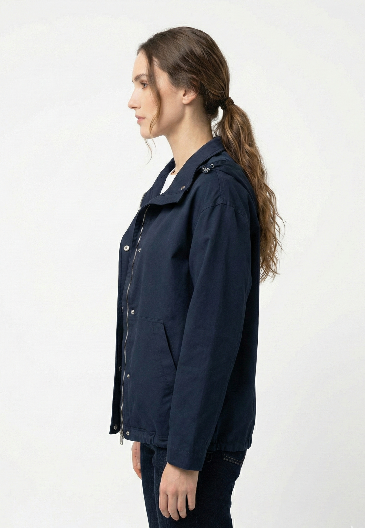 PARKA COURTE À CAPUCHE