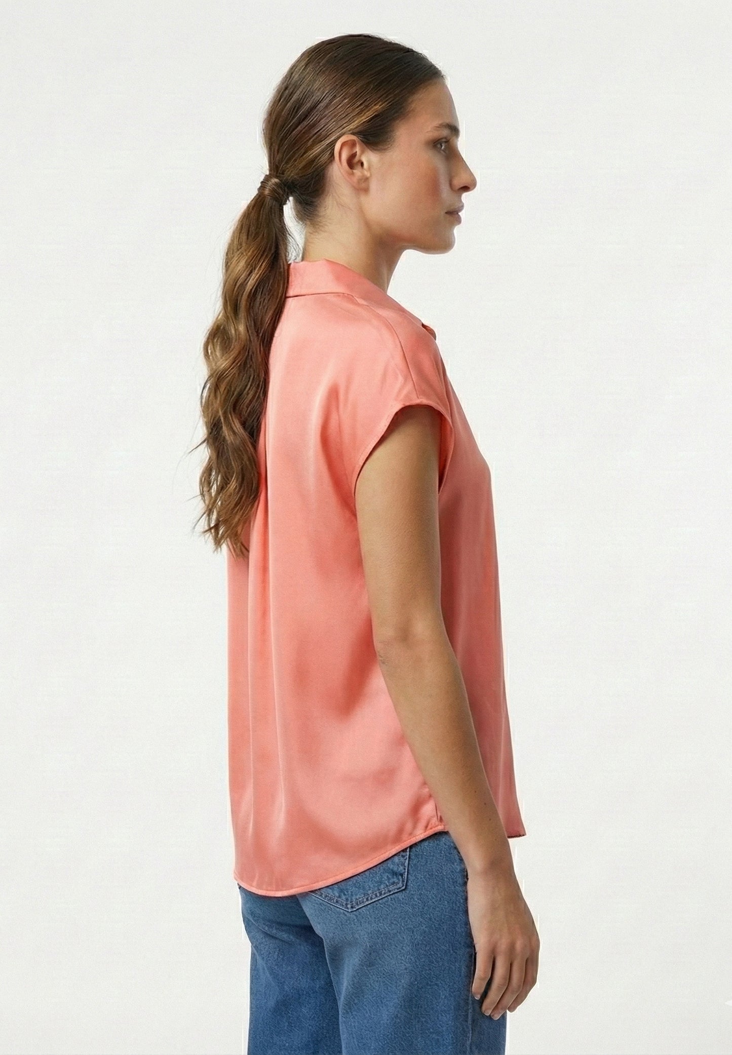 CHEMISE SATINÉE A MANCHES COURTES