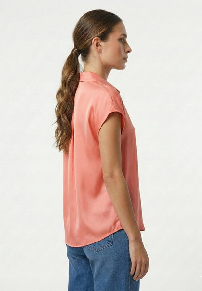 CHEMISE SATINÉE A MANCHES COURTES