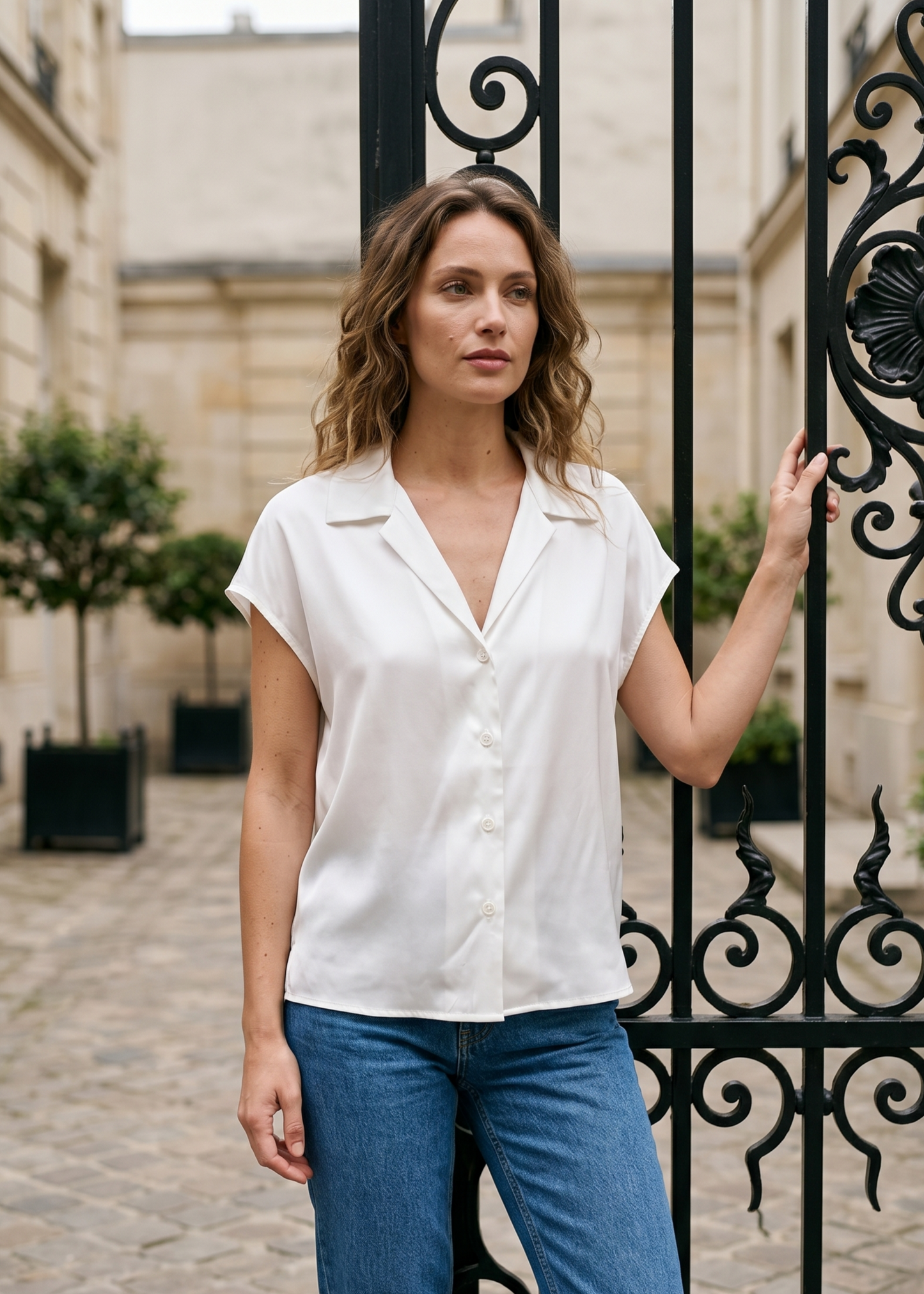 CHEMISE SATINÉE A MANCHES COURTES