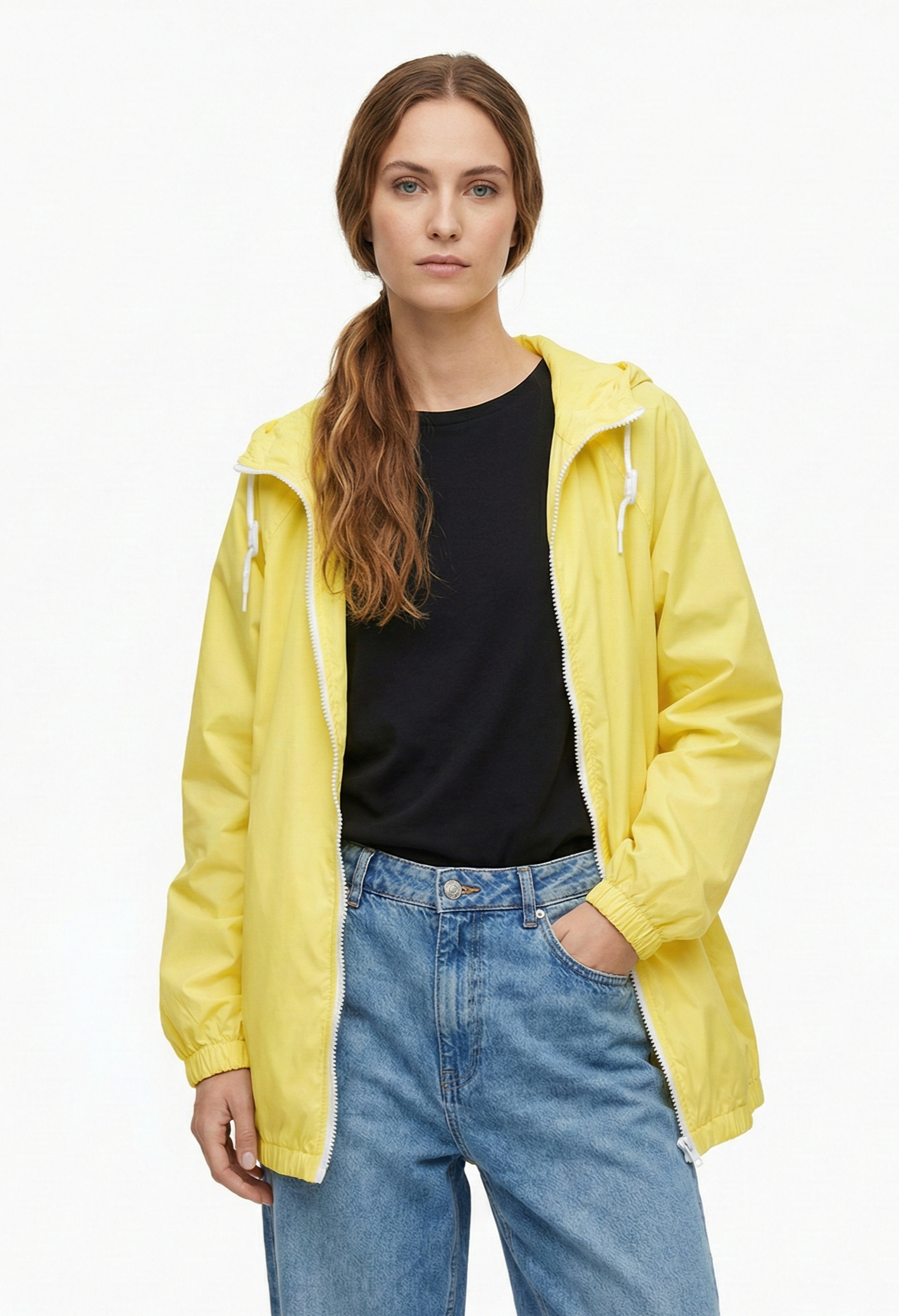 BLOUSON IMPERMÉABLE À CAPUCHE