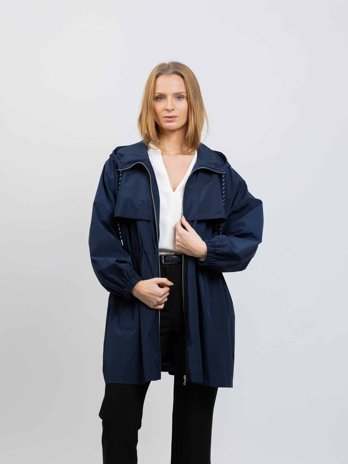 PARKA LÉGÈRE À CAPUCHE