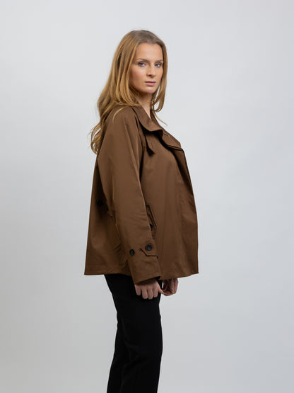 TRENCH COURT COUPE CAPE