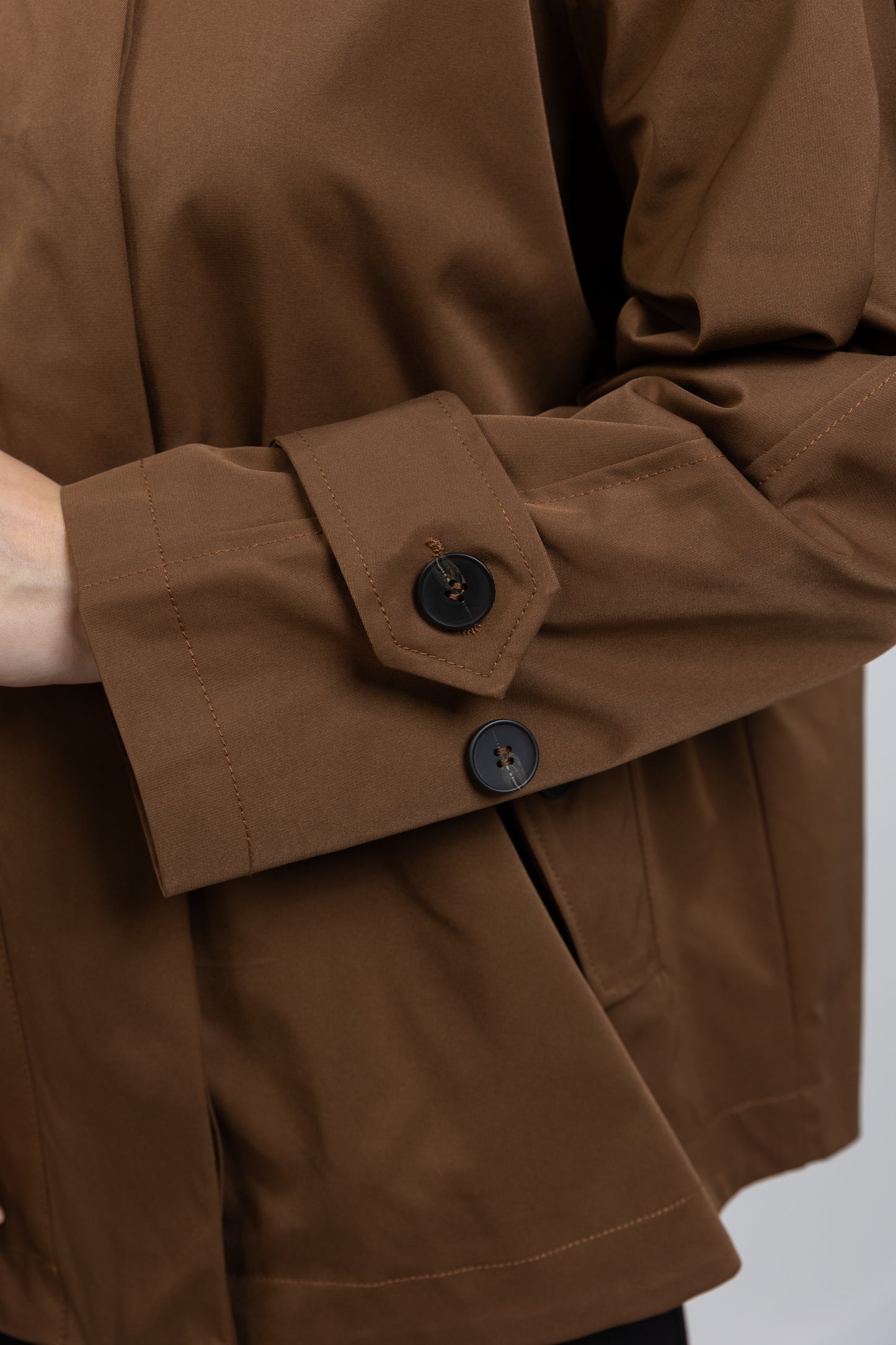 TRENCH COURT COUPE CAPE