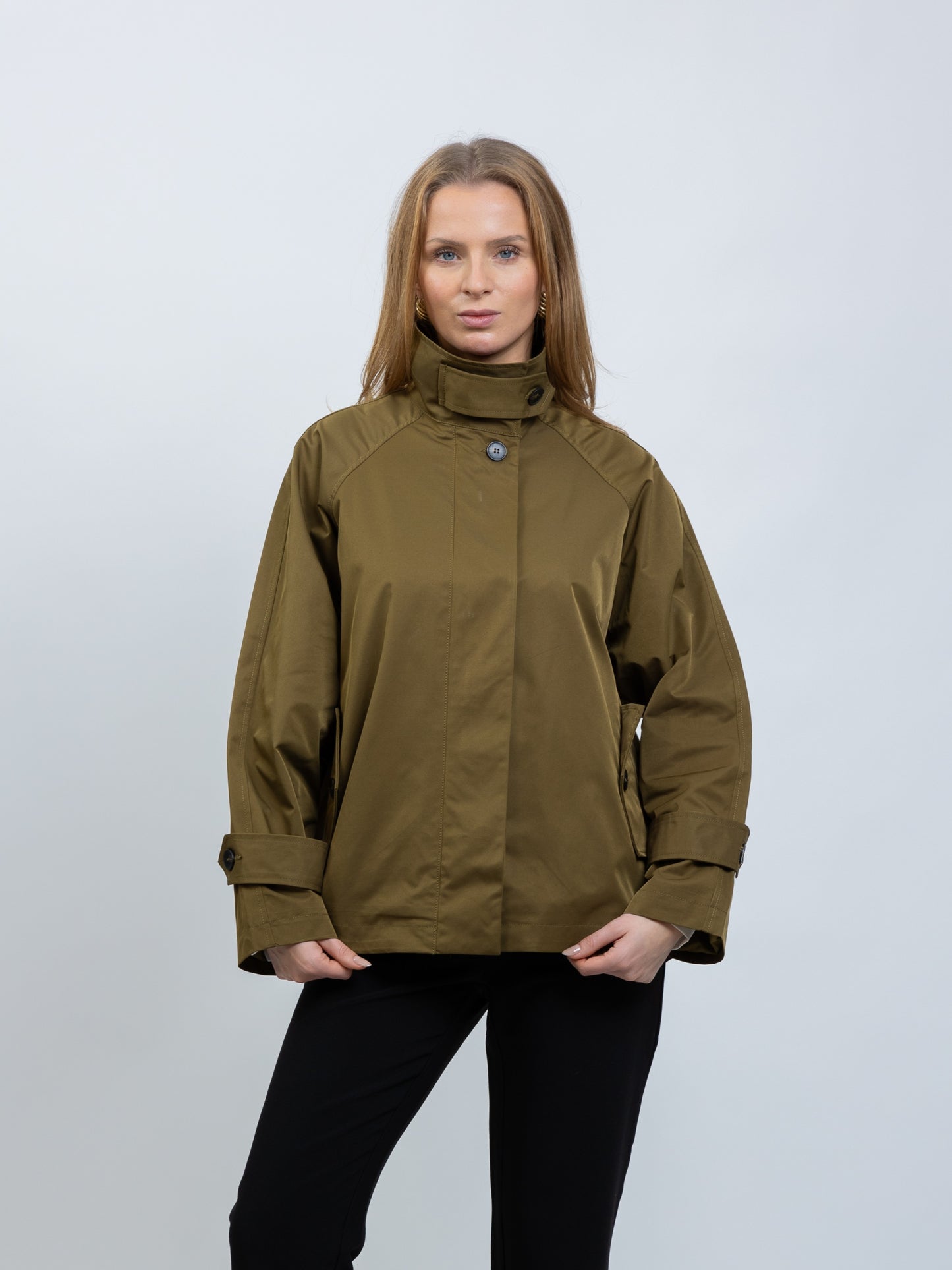TRENCH COURT COUPE CAPE