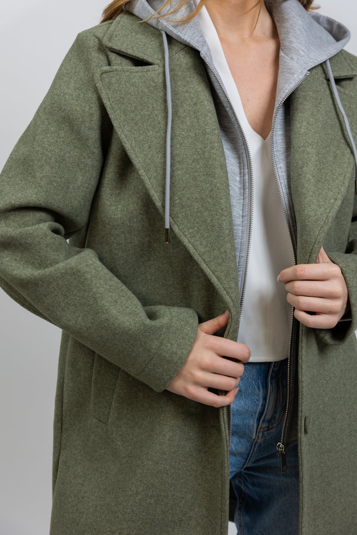 MANTEAU FAUX 2 PIÈCES AVEC CAPUCHE CONTRASTÉE - K-ZELL PARIS