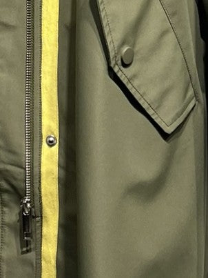PARKA LONGUE AVEC CAPUCHE