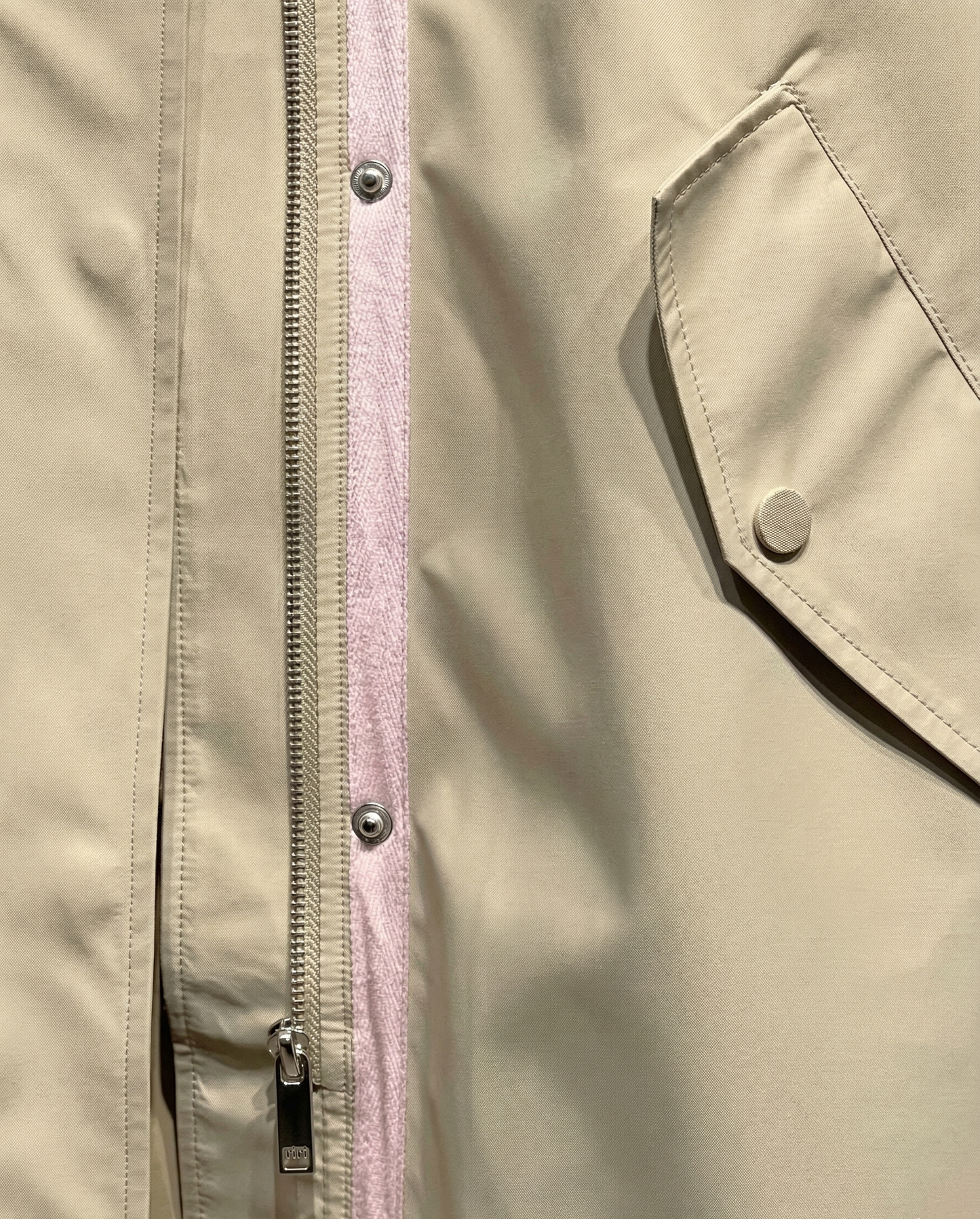 PARKA LONGUE AVEC CAPUCHE