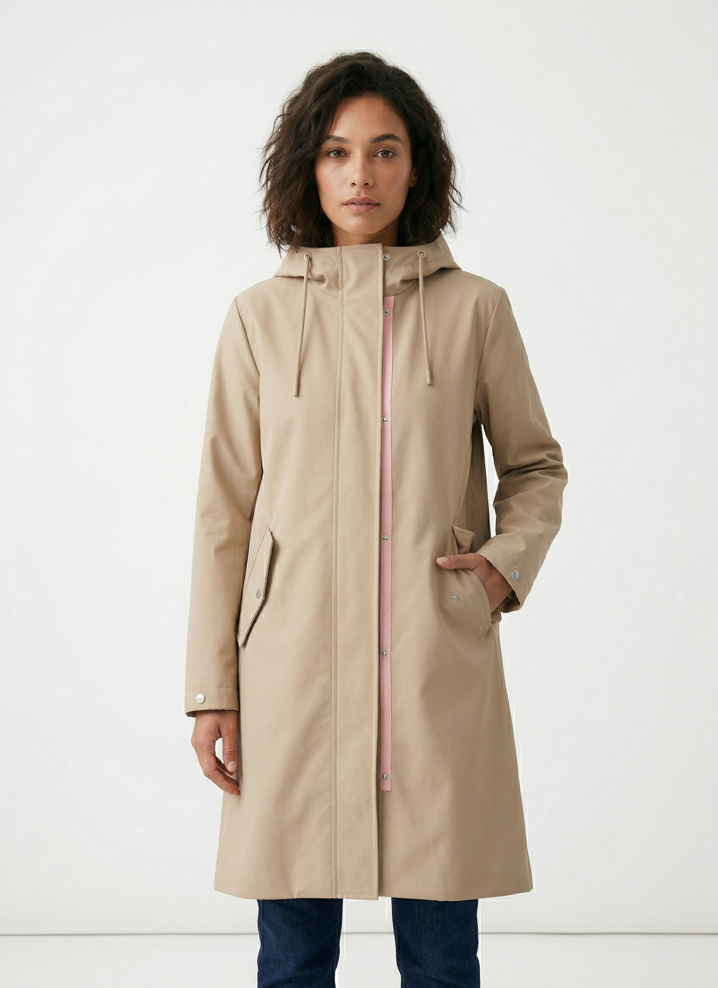 PARKA LONGUE AVEC CAPUCHE