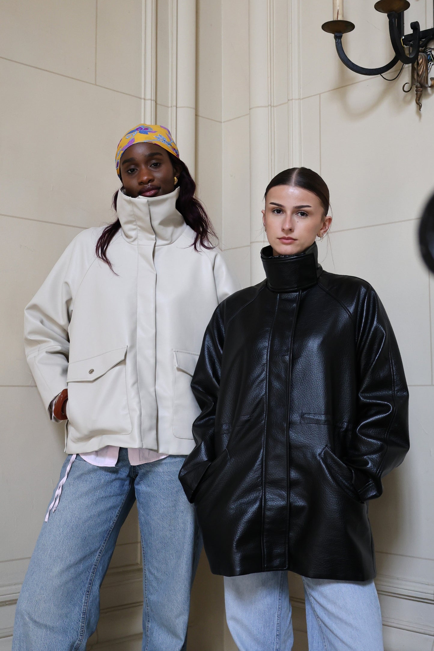 VESTE UTILITAIRE MI-LONGUE EN SIMILICUIR