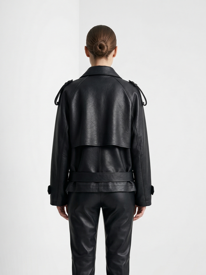 VESTE EN SIMILICUIR À CEINTURE