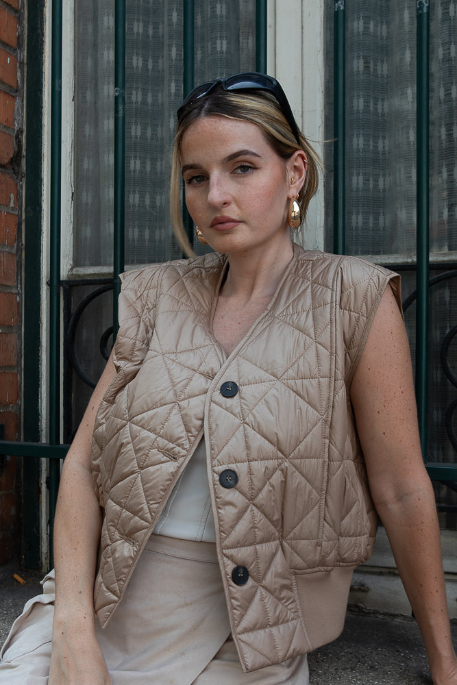 DOUDOUNE SANS MANCHES MATELASSÉE