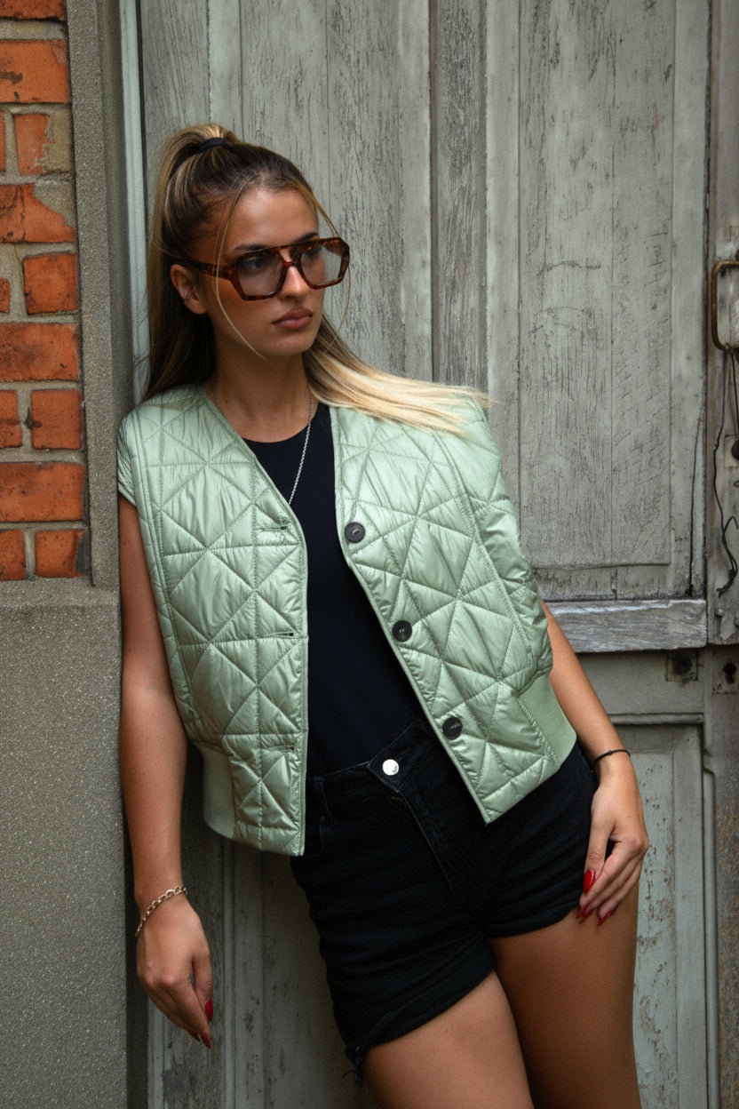 DOUDOUNE SANS MANCHES MATELASSÉE