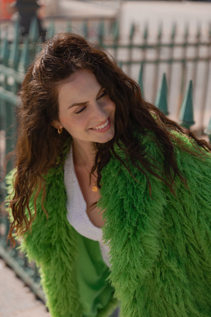 MANTEAU FLUFFY EN FAUSSE FOURRURE