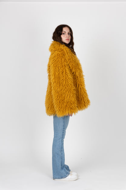 MANTEAU FLUFFY EN FAUSSE FOURRURE