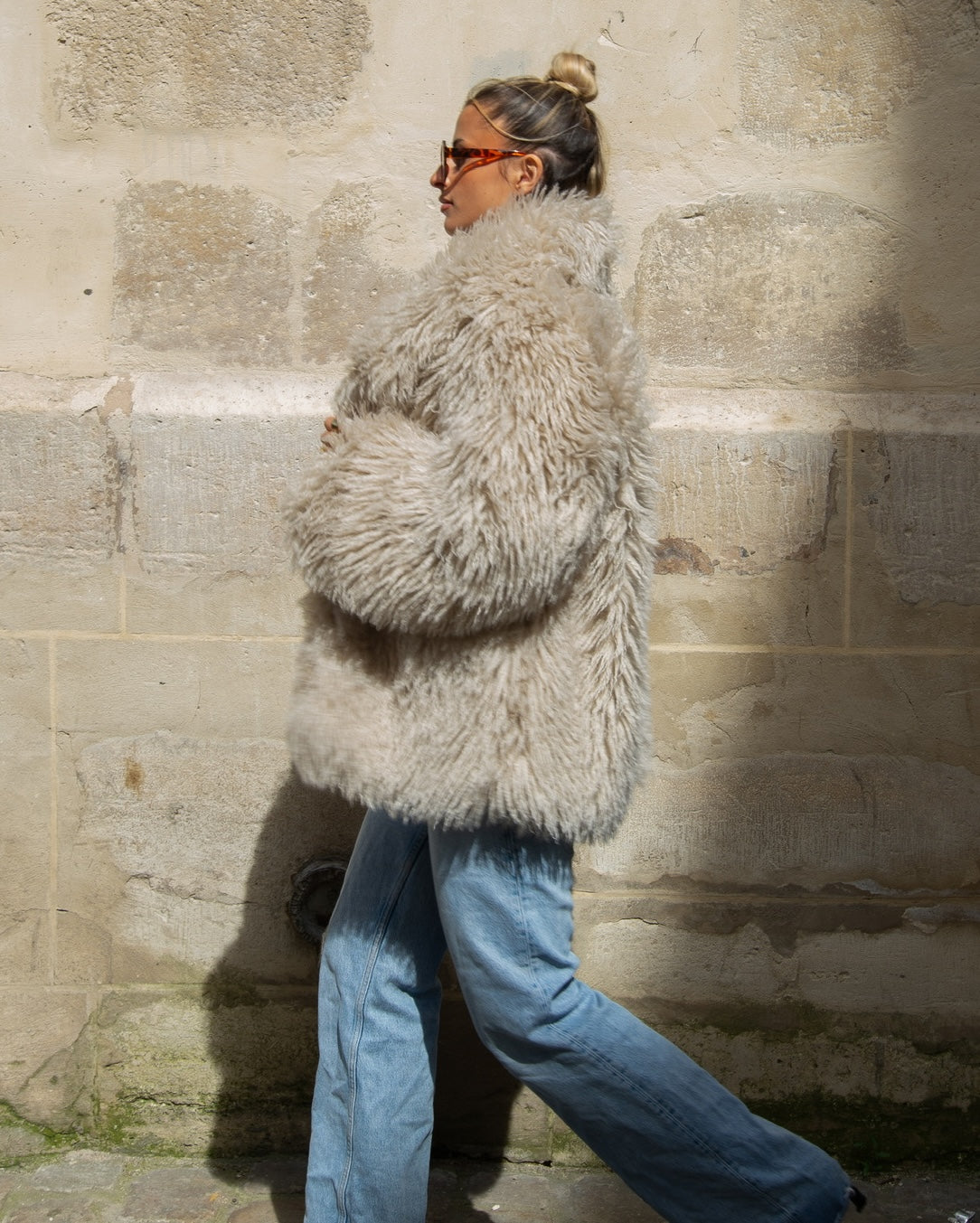 MANTEAU FLUFFY EN FAUSSE FOURRURE