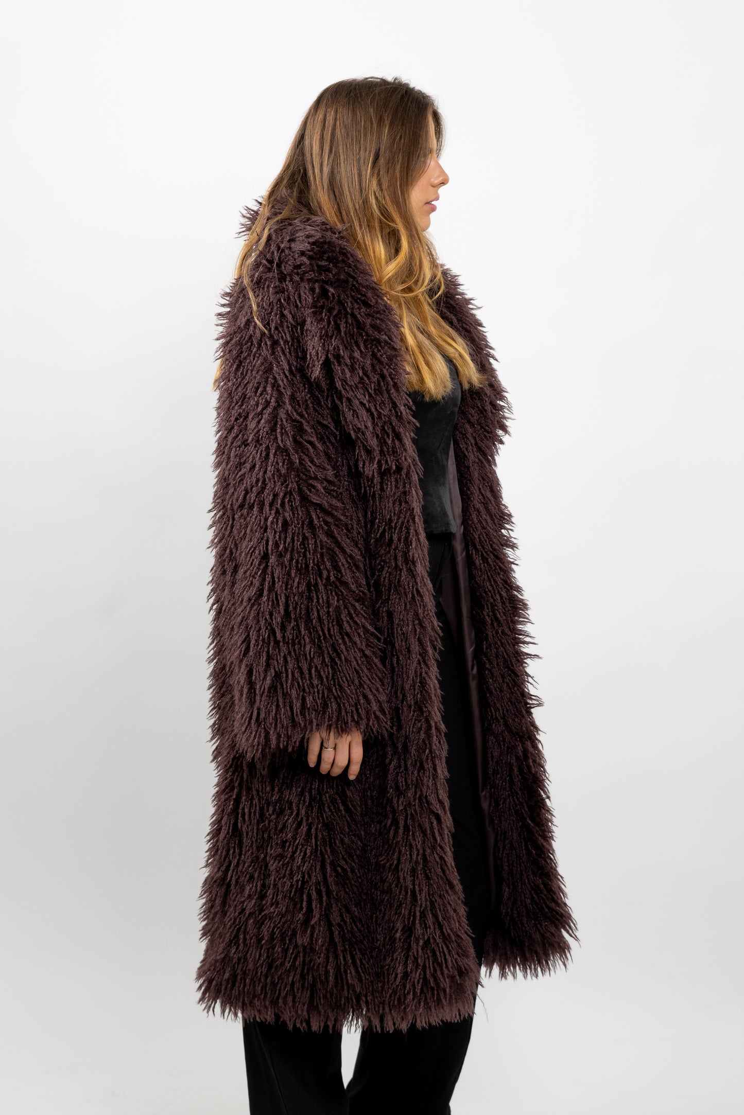 MANTEAU LONG EN FAUSSE FOURRURE