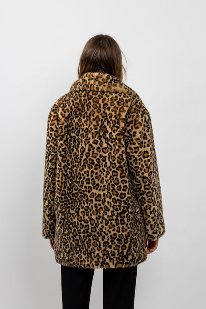MANTEAU LÉOPARD EN FAUSSE FOURRURE