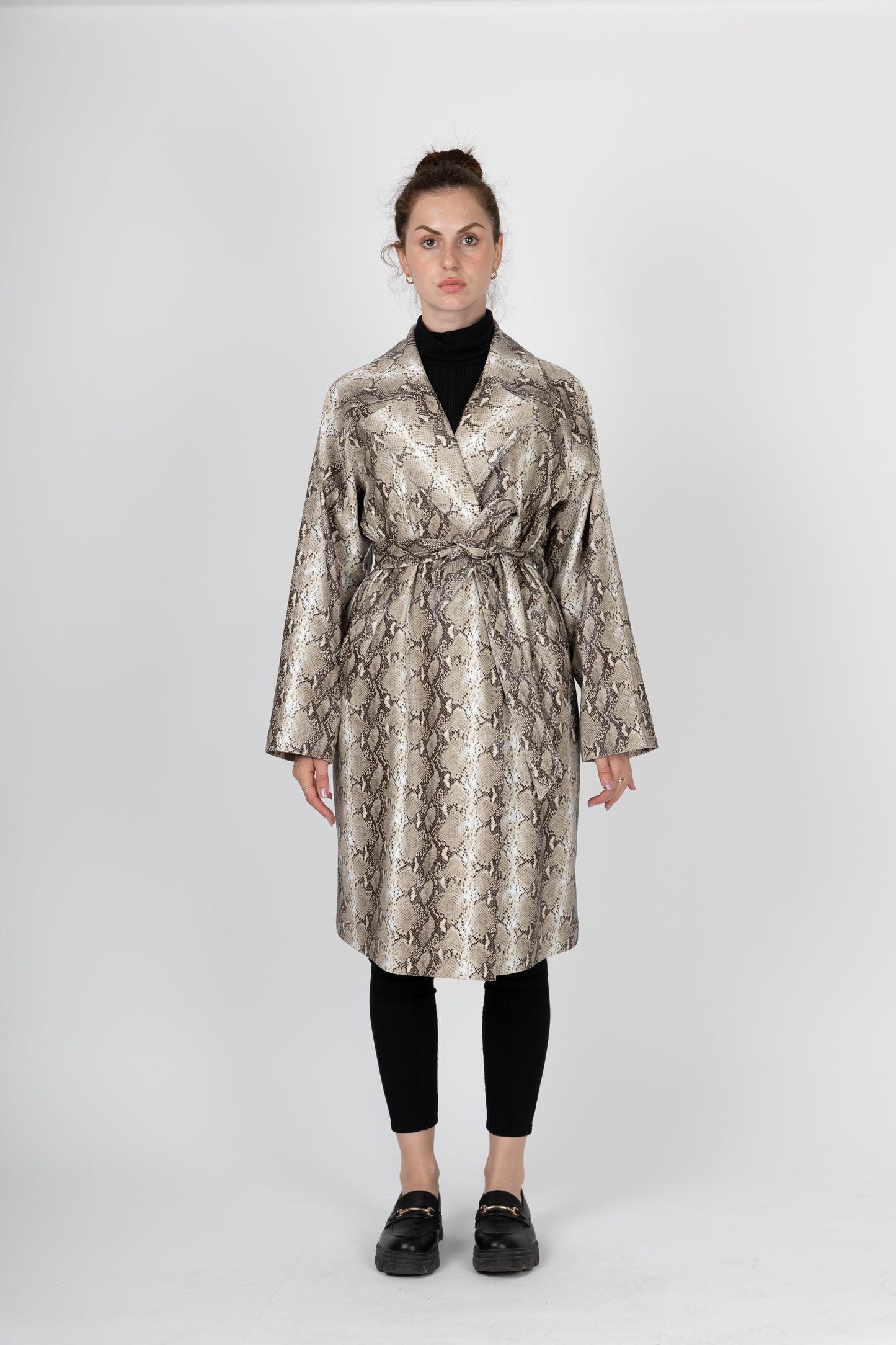 TRENCH EN SIMILICUIR IMPRIMÉ PYTHON