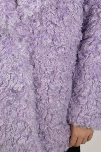 MANTEAU EN FAUSSE FOURRURE MOUTON