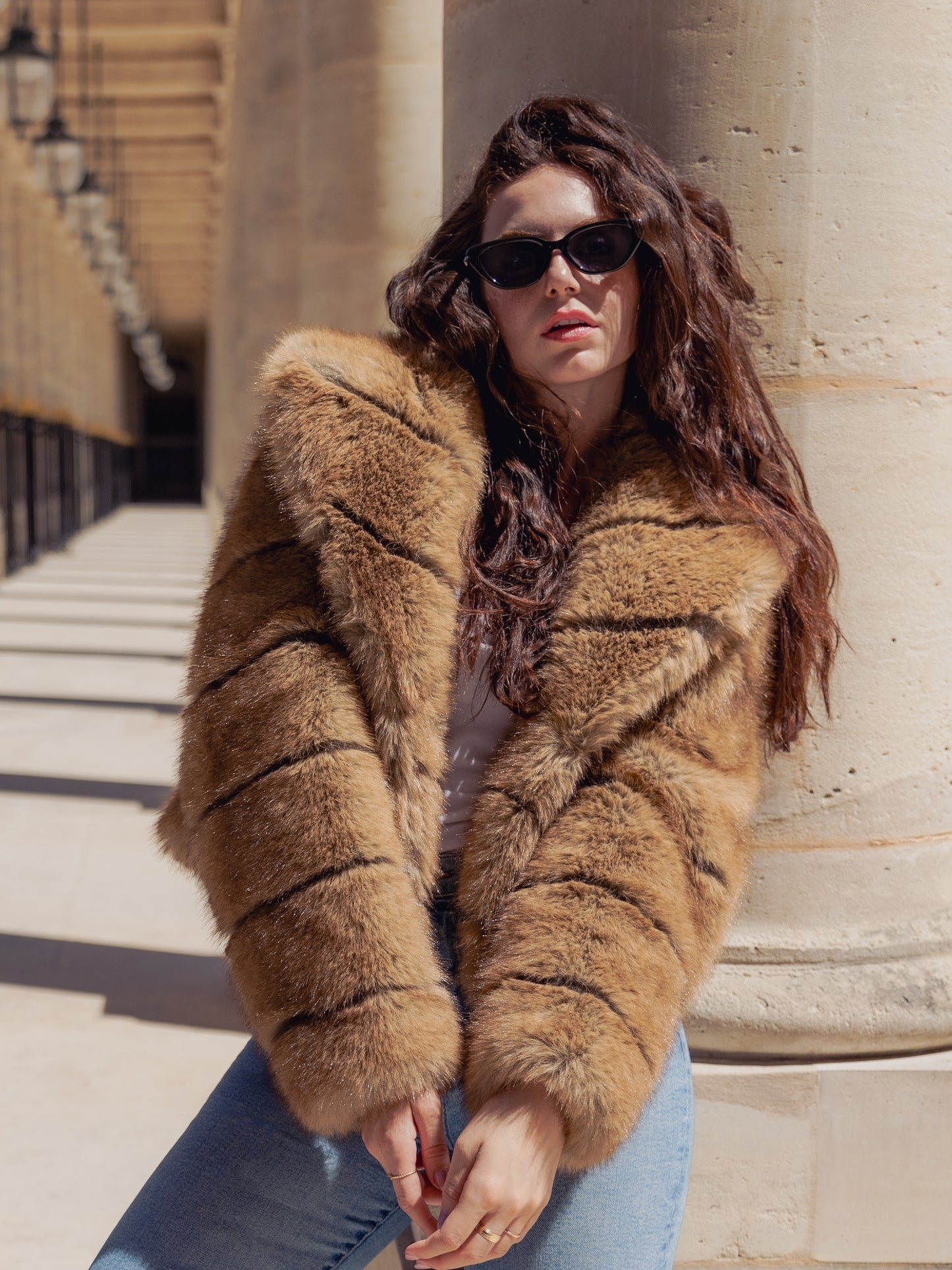 FAUSSE FOURRURE À RAYURES