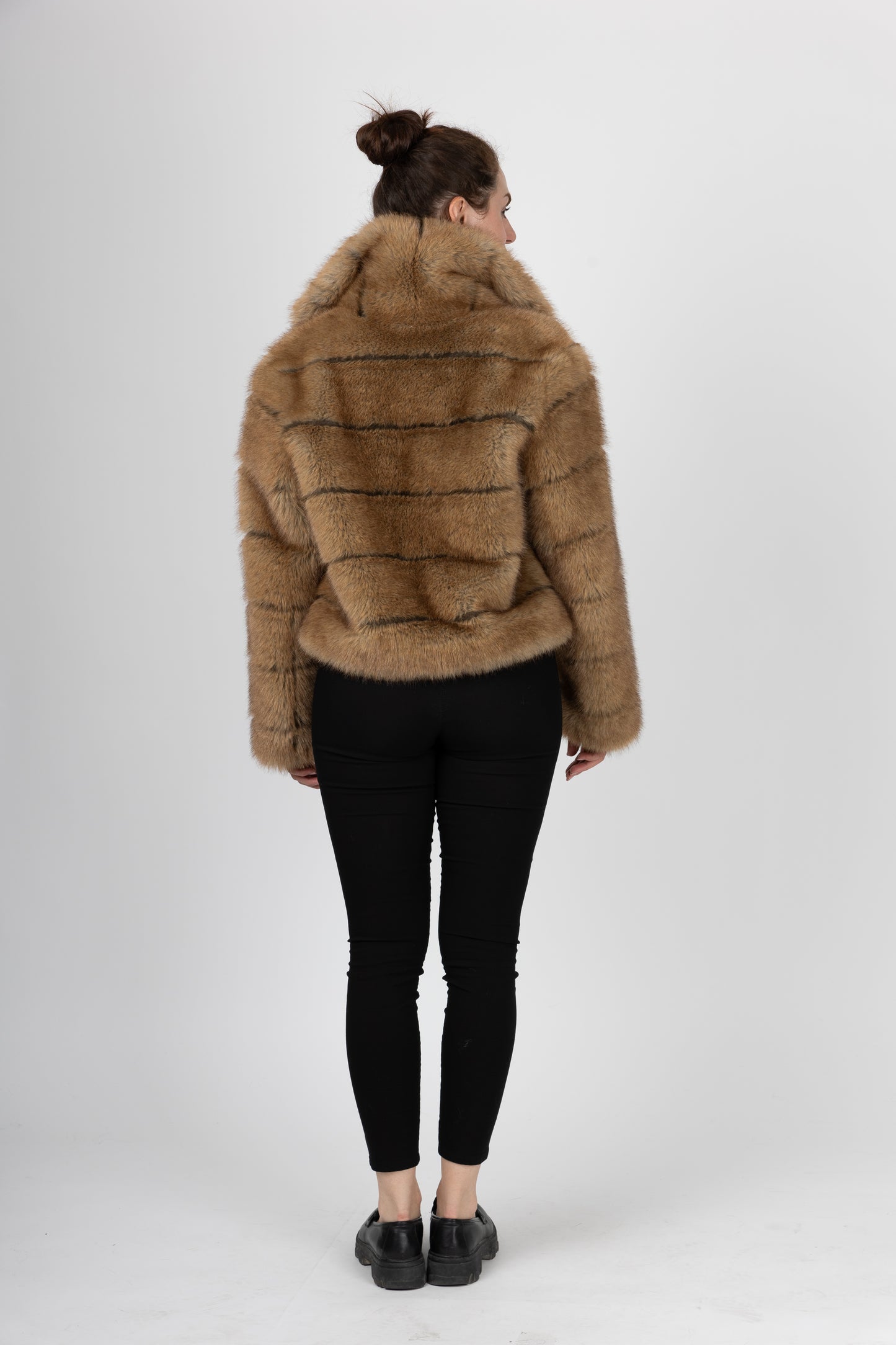 FAUSSE FOURRURE À RAYURES