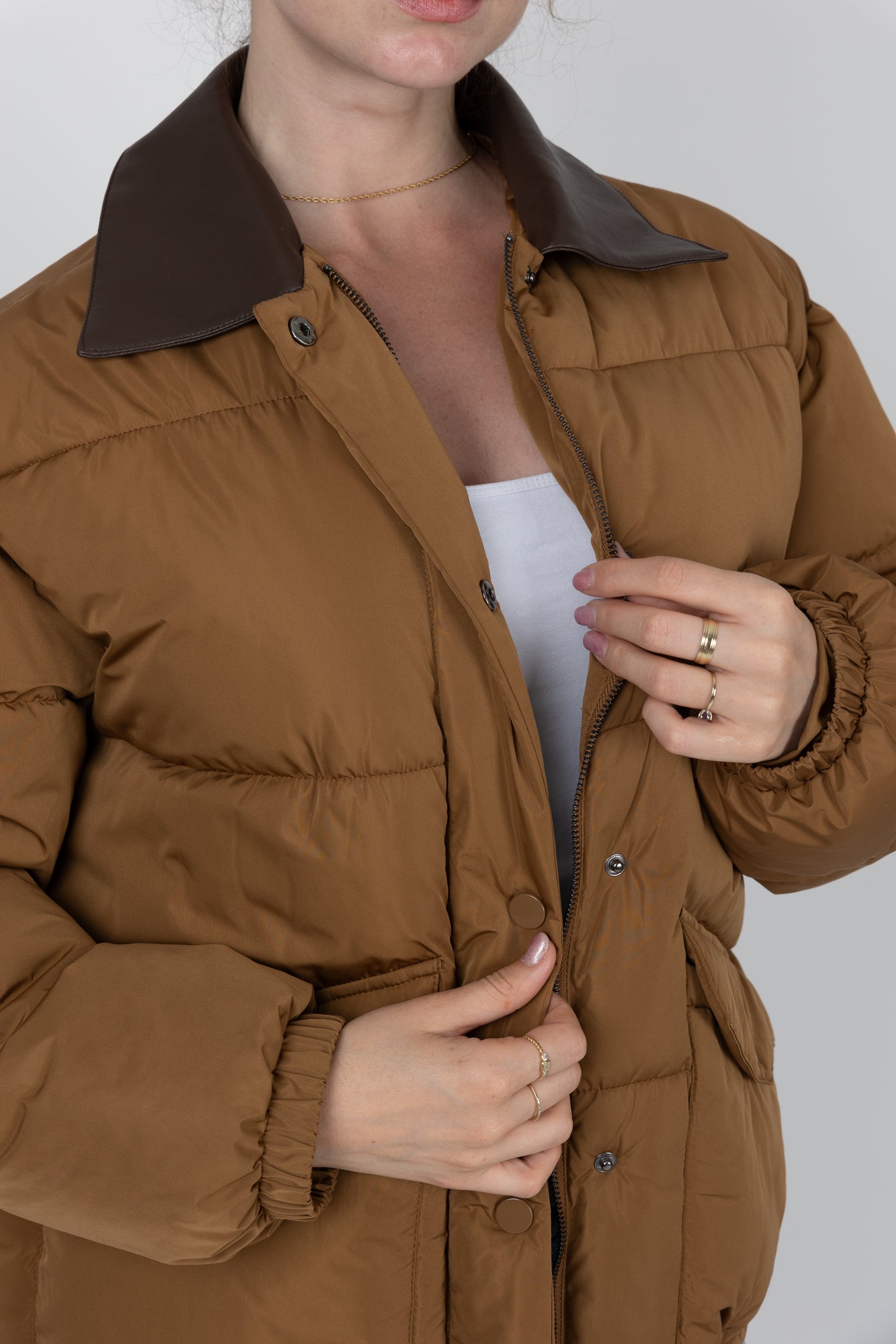 DOUDOUNE AVEC COL CONTRASTÉ