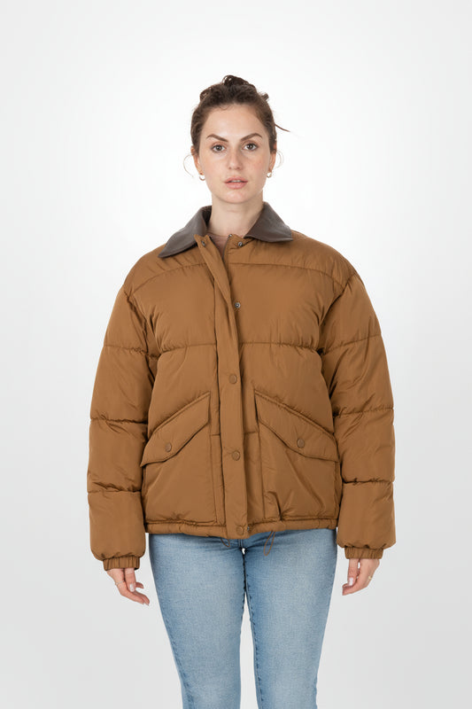 DOUDOUNE AVEC COL CONTRASTÉ