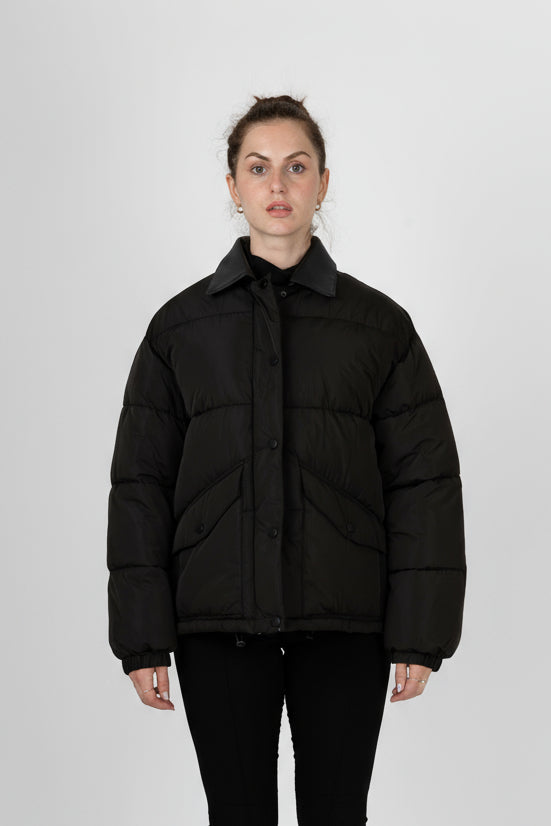 DOUDOUNE AVEC COL CONTRASTÉ