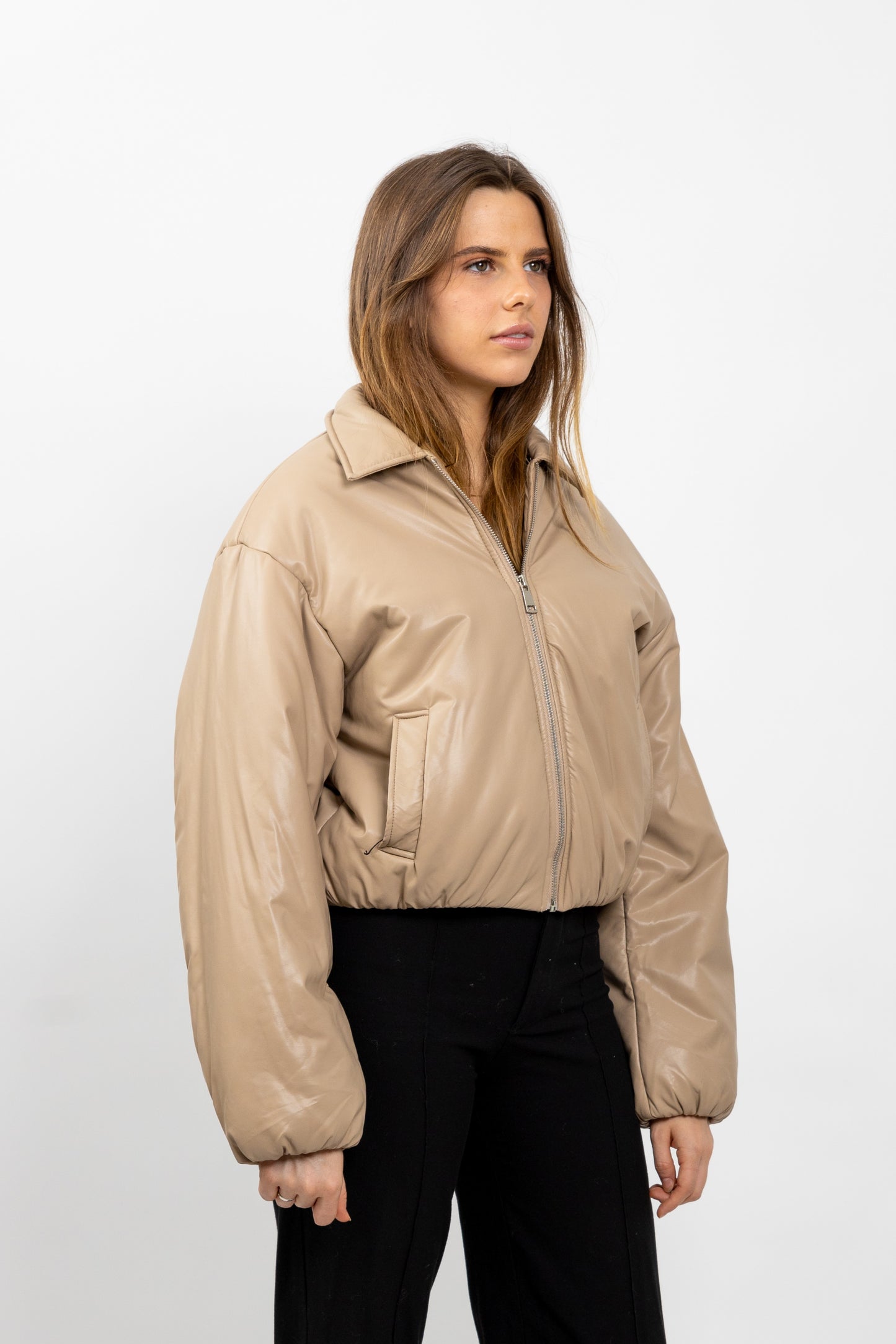 DOUDOUNE COURTE EN SIMILICUIR