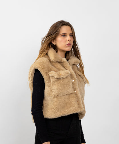 GILET SANS MANCHES  FAUSSE FOURRURE MOUTON