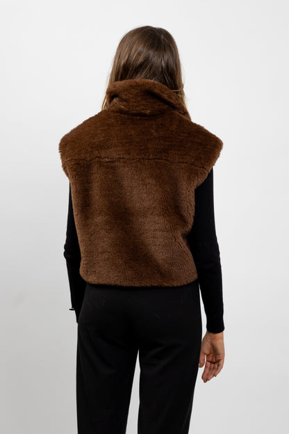 GILET SANS MANCHES  FAUSSE FOURRURE MOUTON