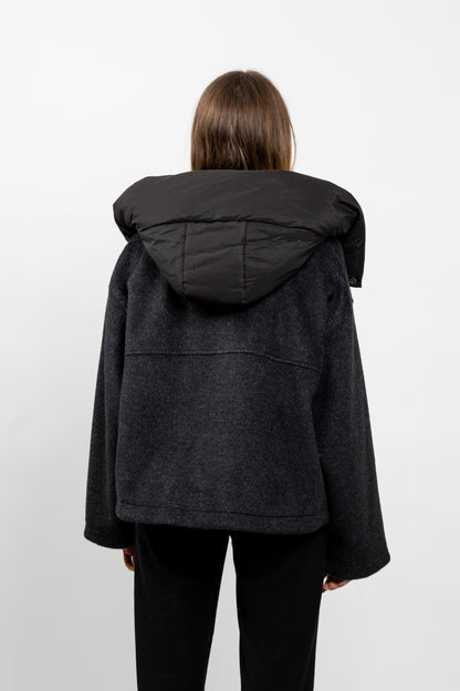 MANTEAU COURT À CAPUCHE - K-ZELL PARIS