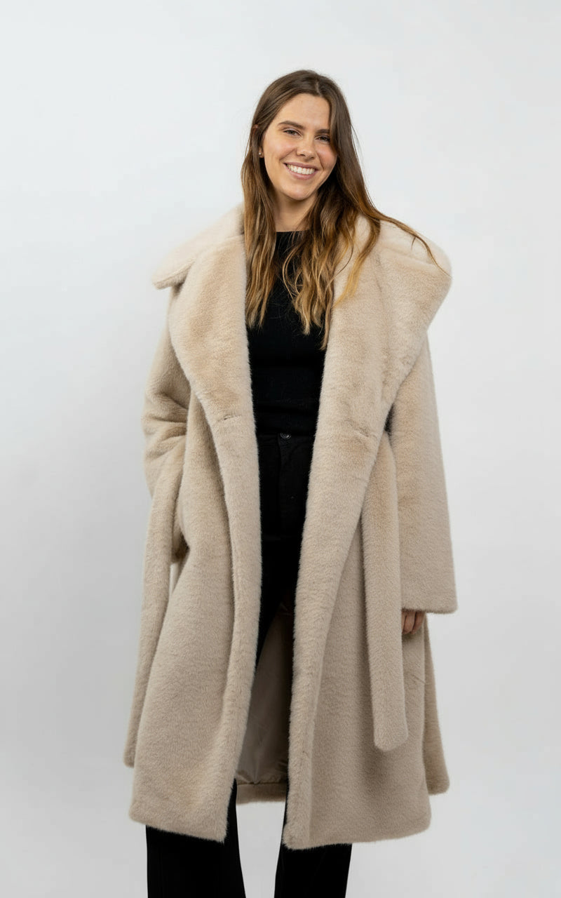 MANTEAU LONG EN FAUSSE FOURRURE A CEINTURE