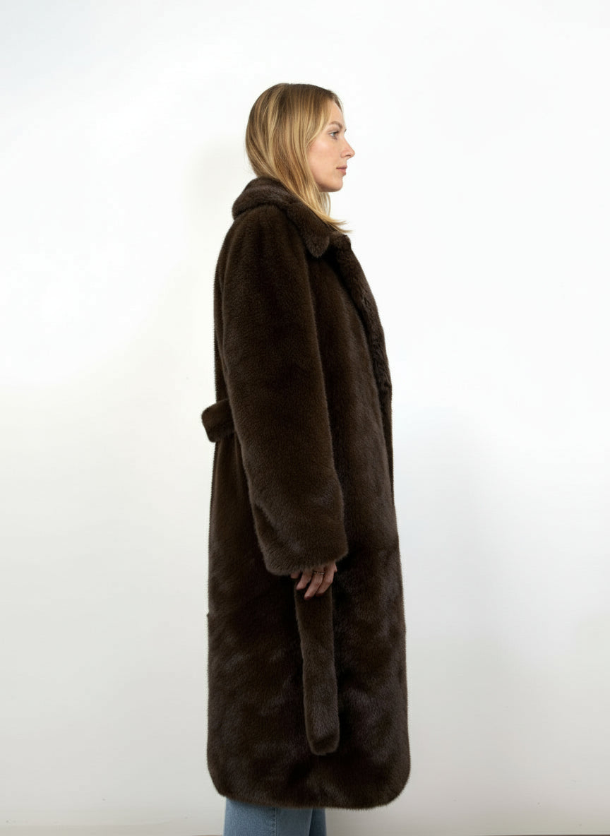 MANTEAU LONG EN FAUSSE FOURRURE A CEINTURE