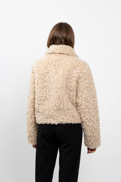 MANTEAU COURT EN FAUSSE FOURRURE MOUTON - K-ZELL PARIS