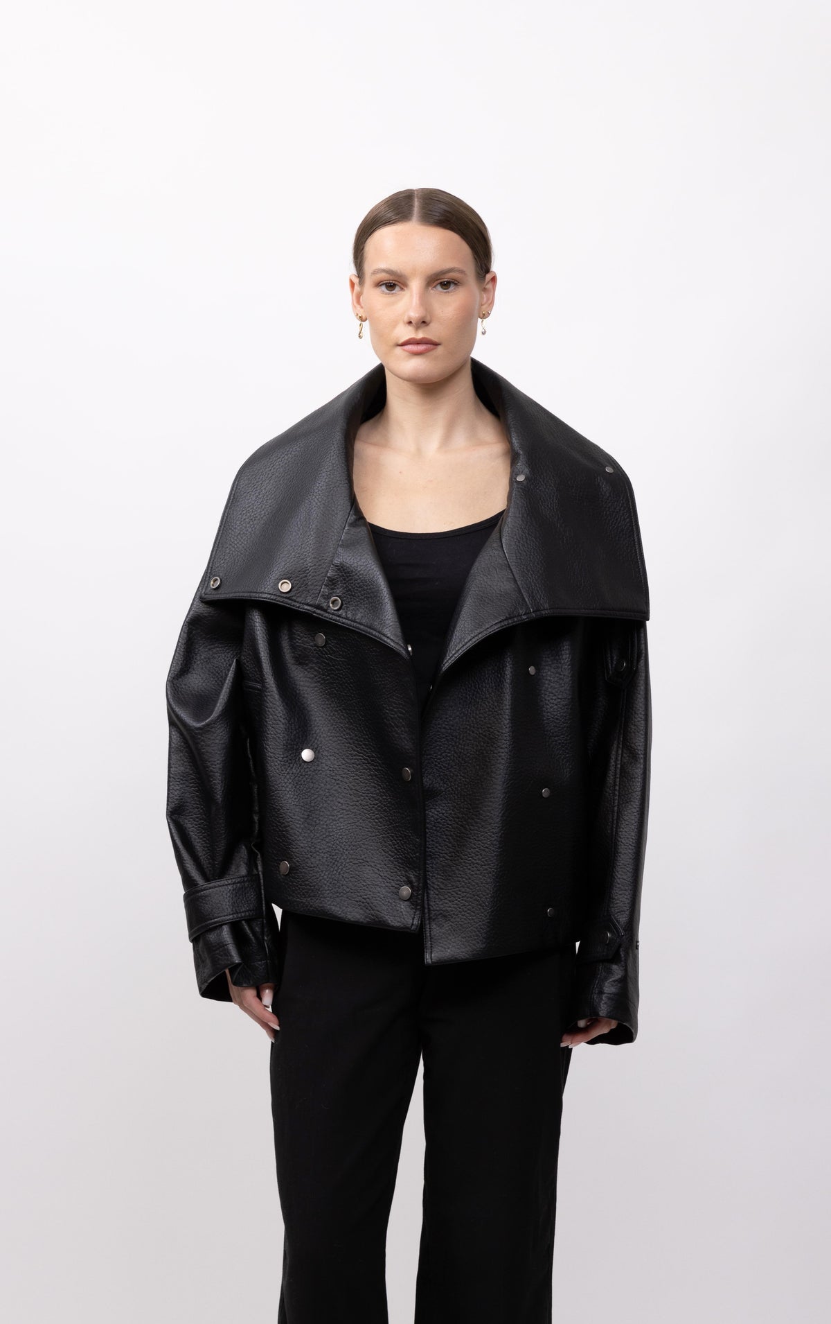 BLOUSON EN SIMILICUIR AVEC COL MONTANT - K-ZELL PARIS