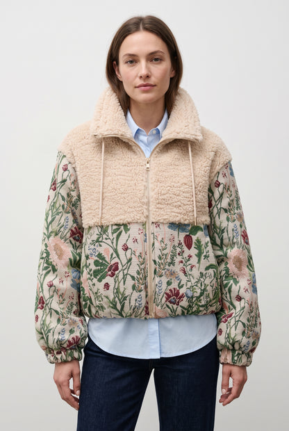 CHAQUETA ACOLCHADA DE JACQUARD CON FLORES Y EFECTO PIEL DE CORDERO