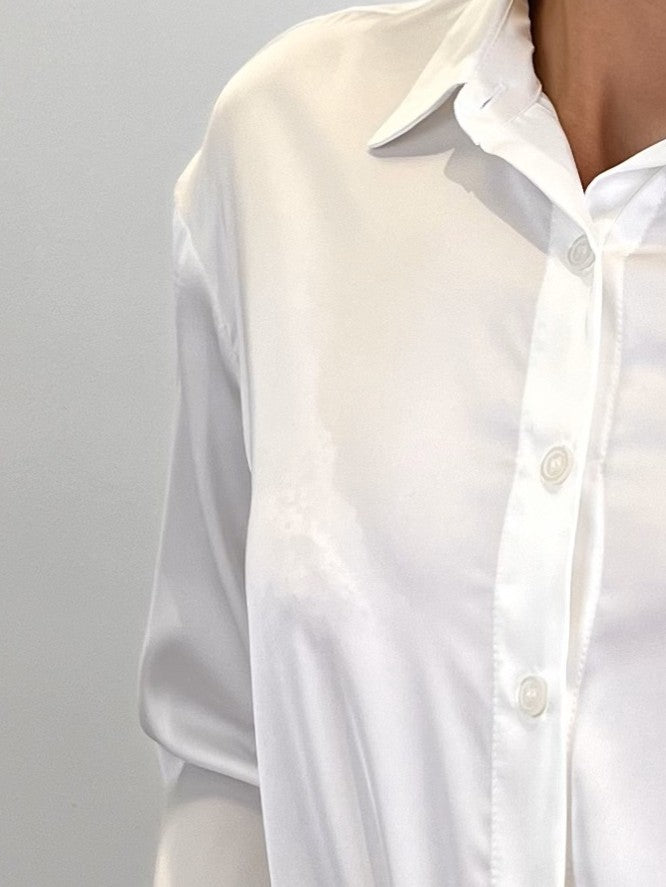 CHEMISE SATINÉE À MANCHES LONGUES