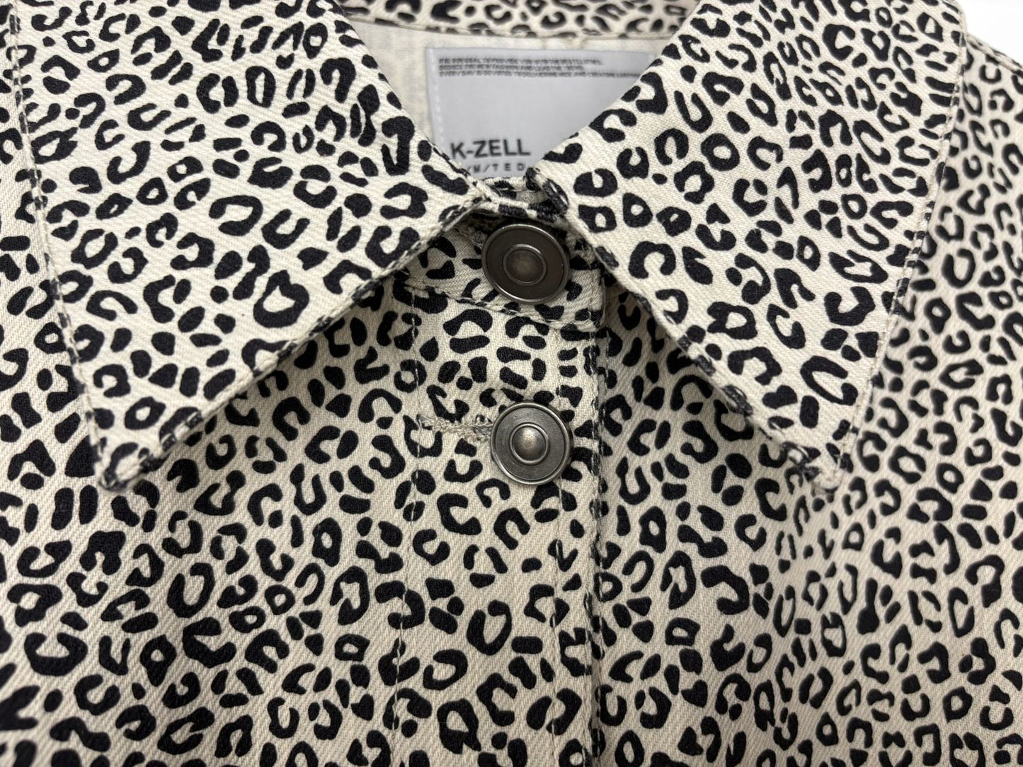 VESTE EN JEANS À IMPRIMÉ LÉOPARD