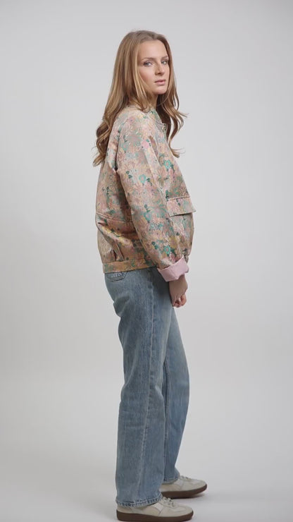 VESTE À MOTIF FLEURS MÉTALLISÉ